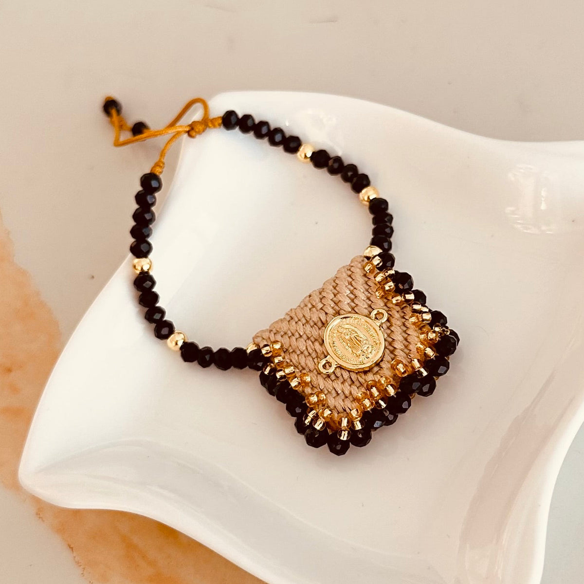 Pulsera Tejida
