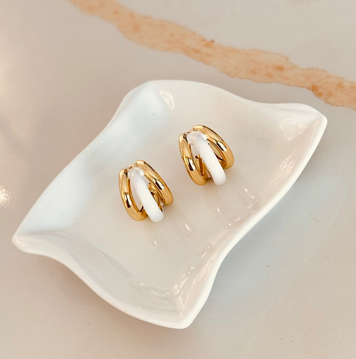 ★Aretes Three ★